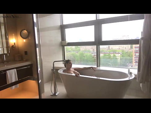 ❤️ په زړه پوری ماشوم په تشناب کې د هغې بلی په جوش سره ځړول ❤️  په فحش ps.pornburst.ru